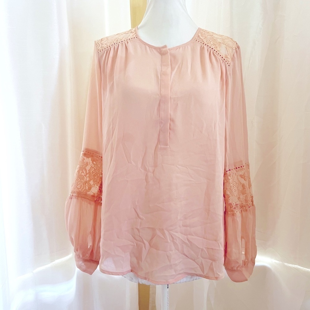 Belle Sky pink blouse New with tags Size Medium